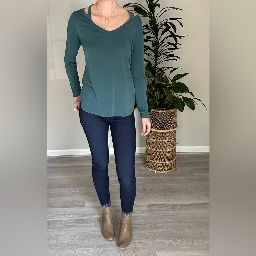 Teal long sleeve t-shirt